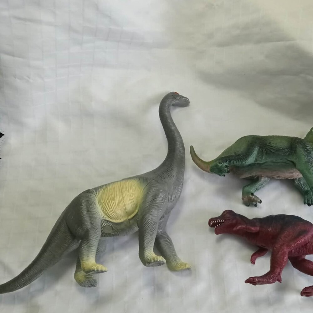 Three vintage big dinosaures - Collectible/Dinosaur Enthusiast/Toy Figure